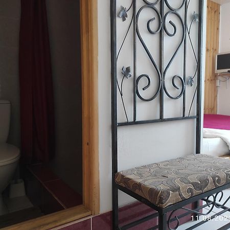 Mini-Hotel Kamianets Extérieur photo